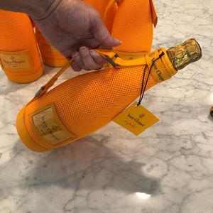 COPY - Veuve Clicquot champagne ice jacket